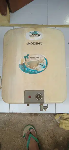 Water Heater Listrik Modena 30 liter