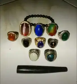 YANG MINAT BATU CINCIN