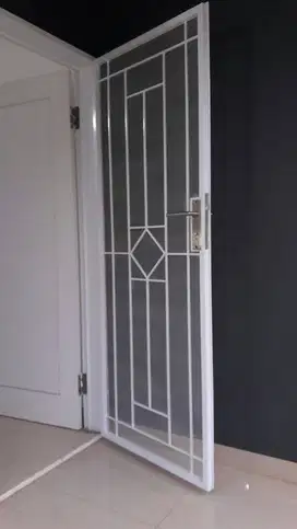 taralis pintu warna dan model bisa reques
