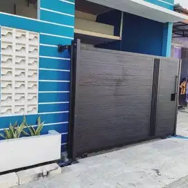 pagar rumah bukaan geser warna hitam