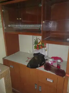 Jual lemari piring 4 pintu