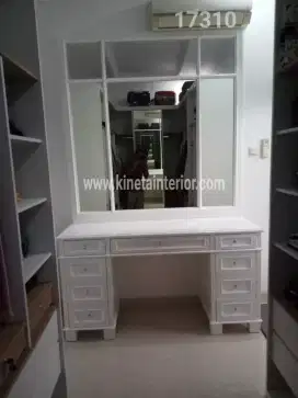 Meja rias semi classic duco
