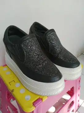 Sepatu wanita size 37-38