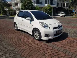 YARIS S LIMITED MATIC 2012 PUTIH