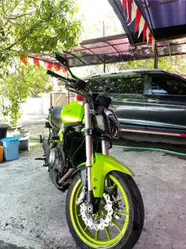 Dijual Benelli TNT 250 tahun 2020, warna Hijau, Siap Pakai