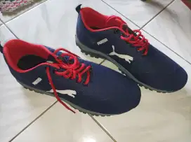 Sepatu size 44/45