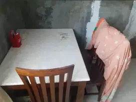 Meja Makan Marmer