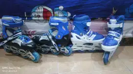 Sepatu roda anak size M