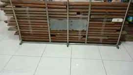 1 set pegangan tangga dari kayu