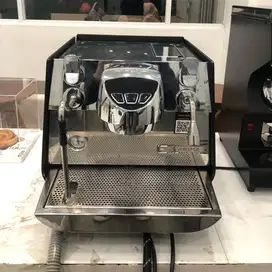 Mesin Kopi Espresso Victoria Arduino Eagle One Prima