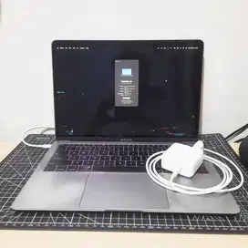 Macbook Air 2019 Space Gray