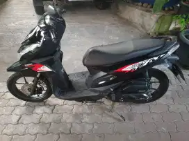 Dijual Motor BEAT Metalik 2023 mulus bisa nego