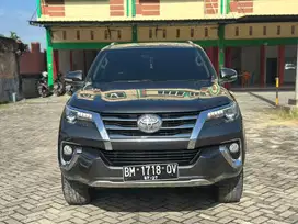 TOYOTA FORTUNER SRZ 2.7 A/T 2016