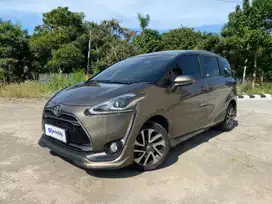 Pajak Panjang Toyota Sienta 1.5 Q Bensin-AT 2017 Coklat LTS