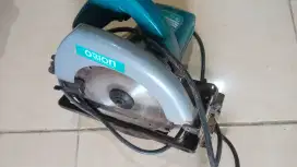 MESIN GERGAJI CIRCULAR SAW