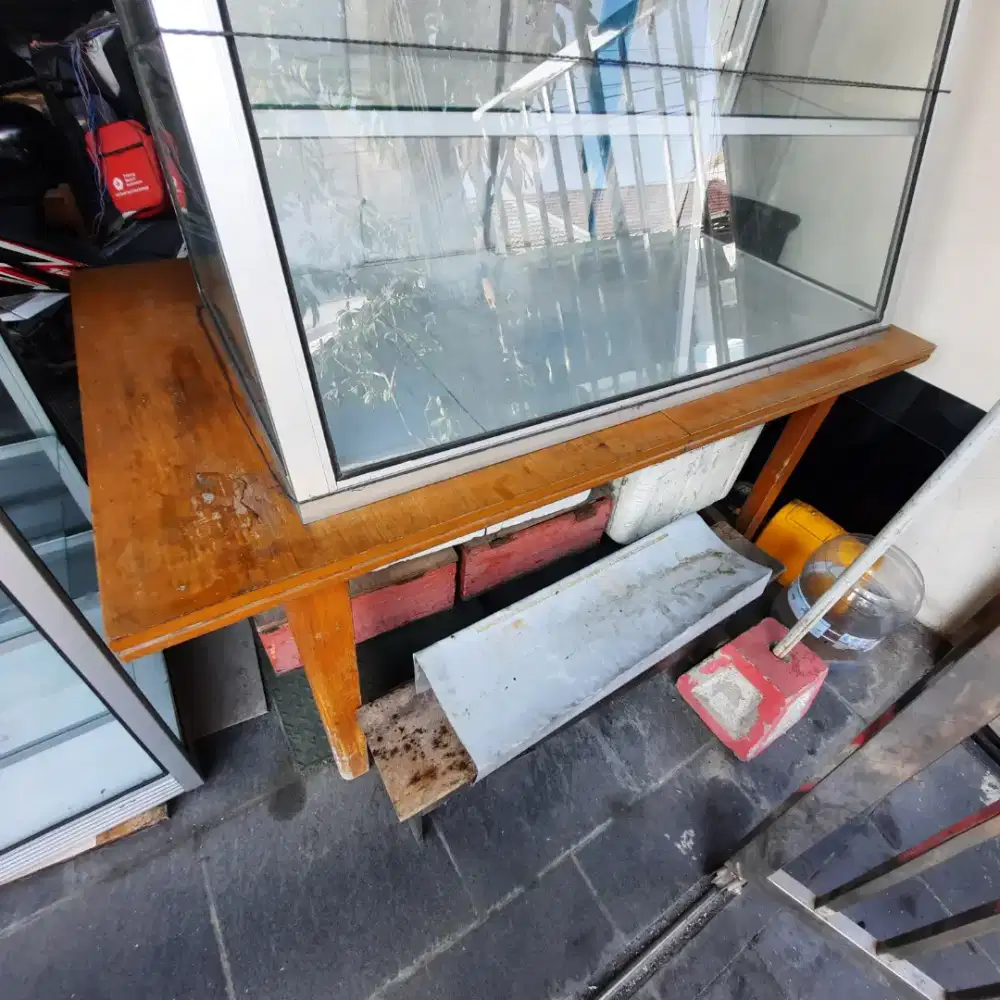 DIJUAL CEPAT : MEJA JATI