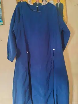 Tunik wanita sederhana