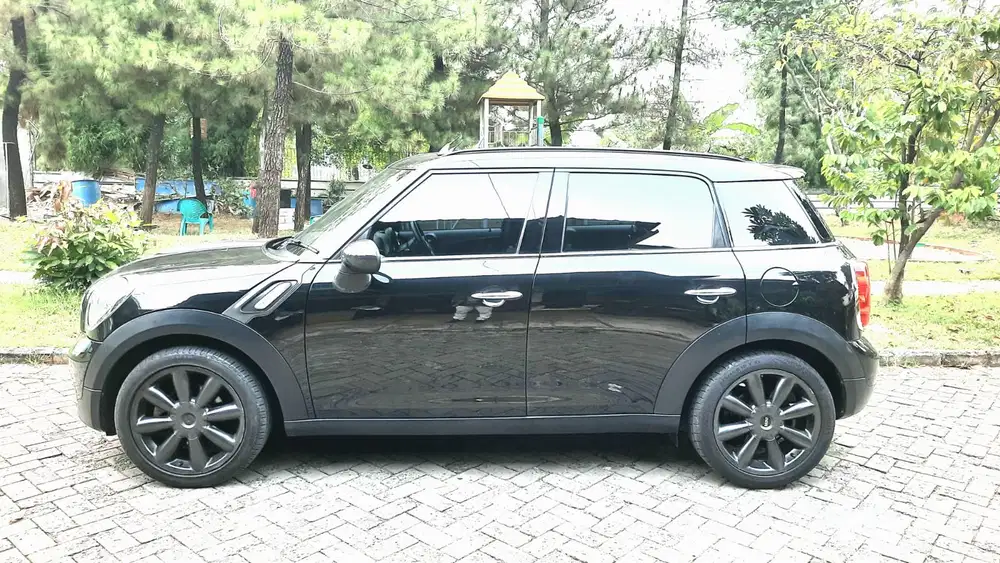 Mini Cooper Countryman 2011 Hitam