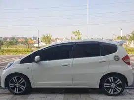 Honda Jazz manual istimewah