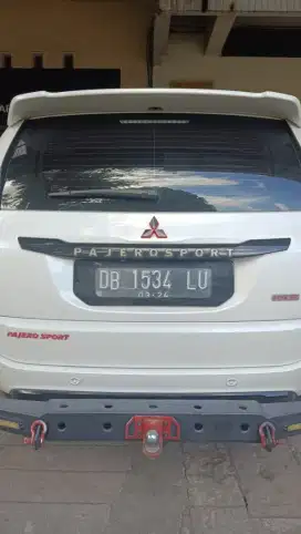 Akrilik plat mobil