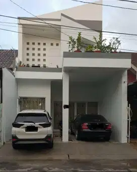Dijual Rumah 2lt Semi Furnish di Bukit Cimanggu City