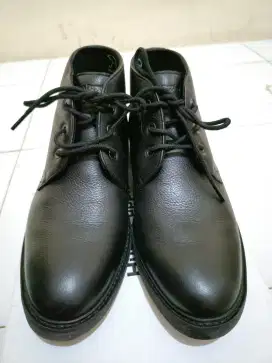 Sepatu formal original hush puppies size 41