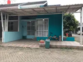 Over kredit murah rumah cluster hook dkt Lippo Karawaci Tangerang