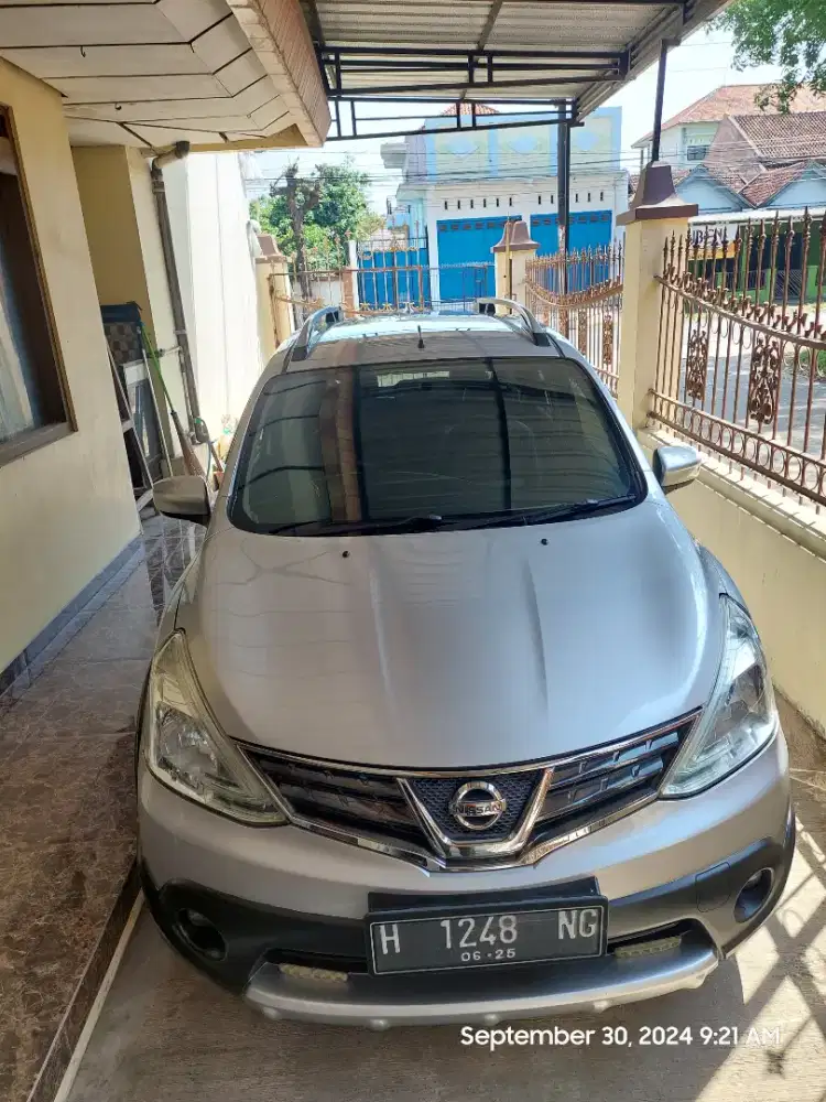 Livina Xgear 2014, 2 baris
Manual, Km 88rb orisinil