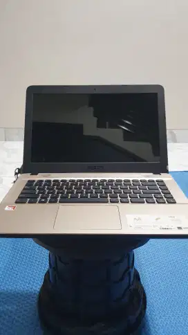 Laptop Asus 14 in