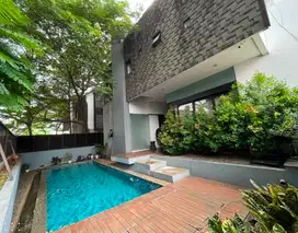 Rumah Townhouse Dengan Privaten Pool di Bangka Kemang Jakarta Selatan