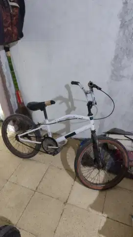 spedea bmx  bekas anak