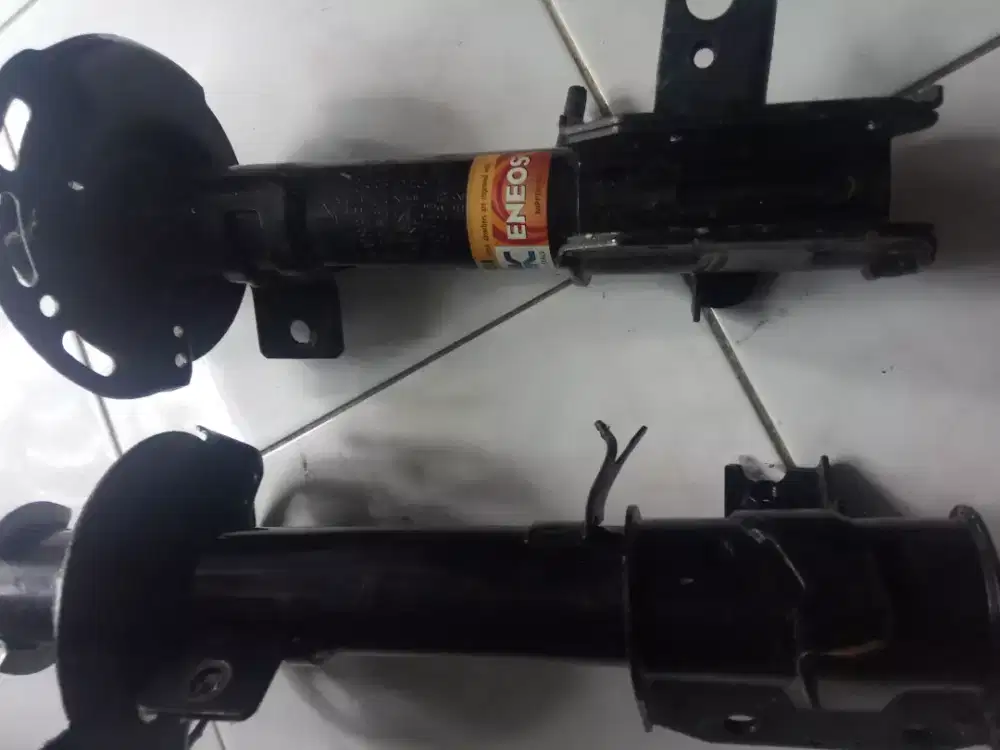 Jual shockbreaker depan ertiga sepasang