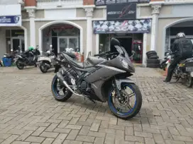 Yamaha R15 2016