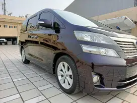 Vellfire V Premium Sound 2.4 AT 2010