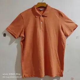 Kaos Kerah Uniqlo