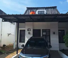 DISEWAKAN RUMAH