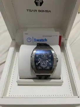 Tsar bomba quartz chronograph steel TB 8211Q