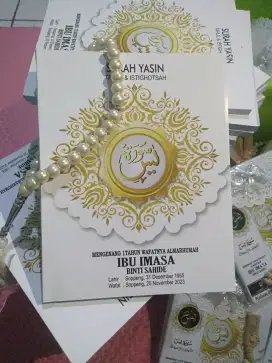 Buku yasin dan tahlil