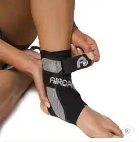 Aircast A60 Ankle brace/ankle support/ankle sprain .