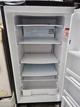 Kulkas freezer asi/ makanan