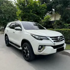 (Dp49Jt) Fortuner VRZ 2.4 Matic 2017