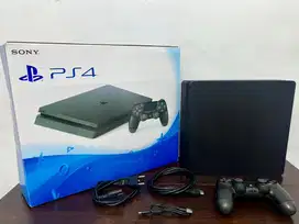 PLAYSTATION 4 PS4 Slim HDD 500GB