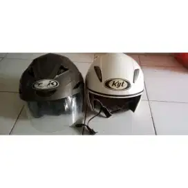 helm preloved KYT  TSK original apa adanya harga nego