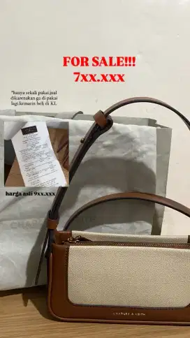 1x pakai tas Charles Keith