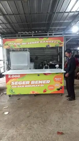 JUAL BOOTH STAND ES KOBOK AKUARIUM BAHAN BESI RANGKA HOLO