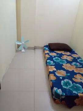 Kost Putra. CBD Ciledug