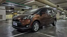 Pajak Panjang TDP 5Jt Toyota Sienta 1.5 G Bensin-AT 2017 Coklat /