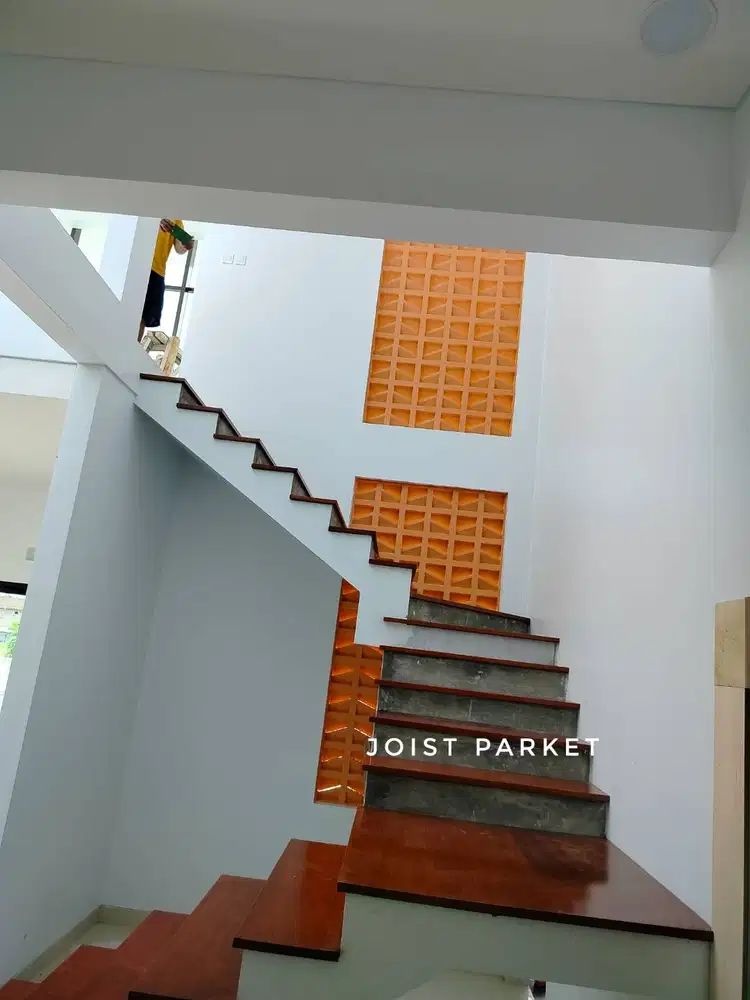 trap tangga merbau