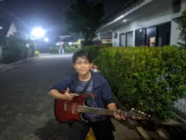 Yang mau belajar gitar yuk sini