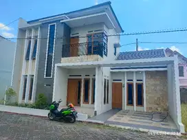 Rumah Solo kartosuro kartonatan dekat ums singopuran